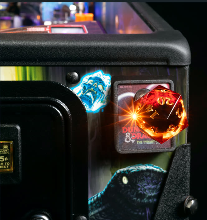Primer plano del D20 Dice Shooter Knob iluminado en rojo y naranja